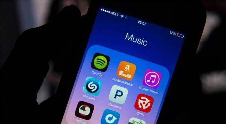 استریم‌های آنلاین ۷۵ درصد از درآمد صنعت موسیقی را تامین میکند
